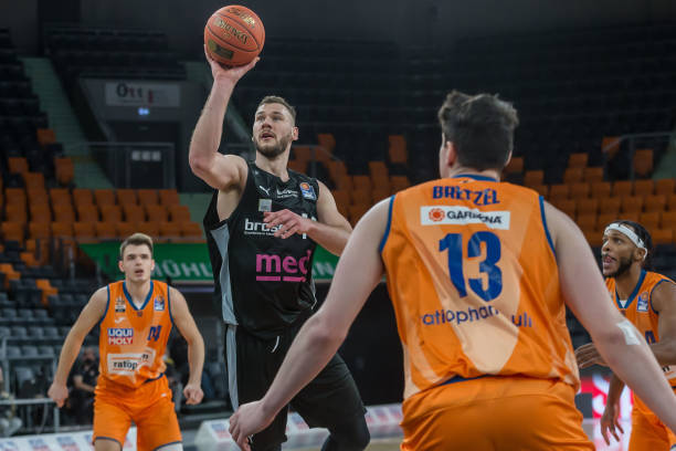 琼斯等角色 琼斯等角色