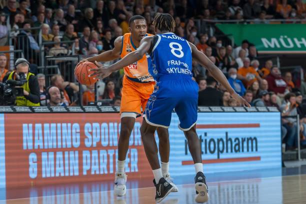 现实力的重 现实力的重