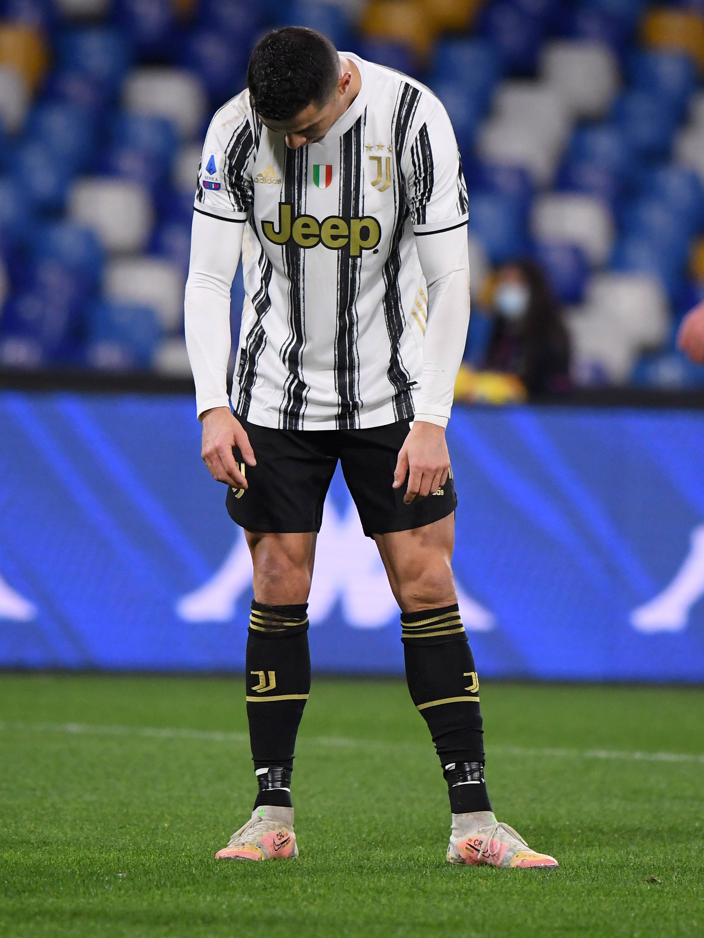 也展示了球 也展示了球