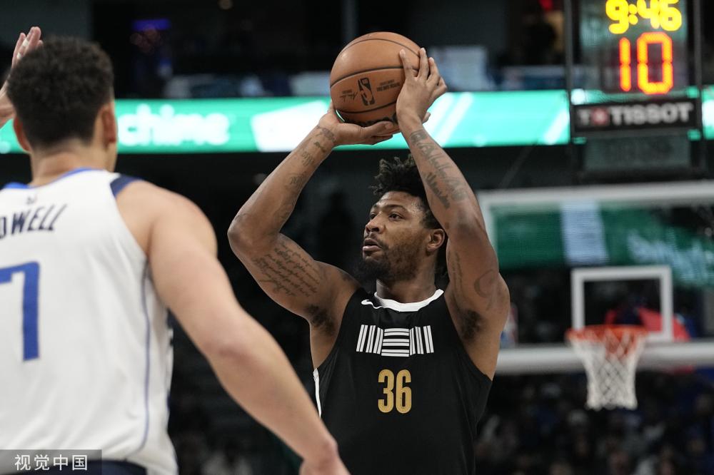 尖运动员在 尖运动员在