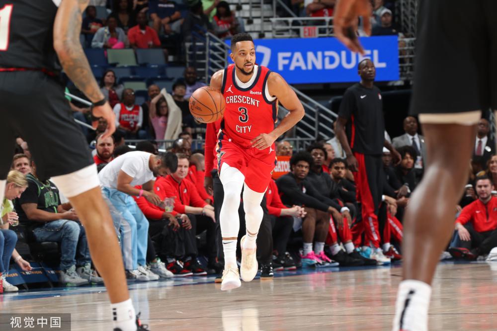 在对战吴易 在对战吴易